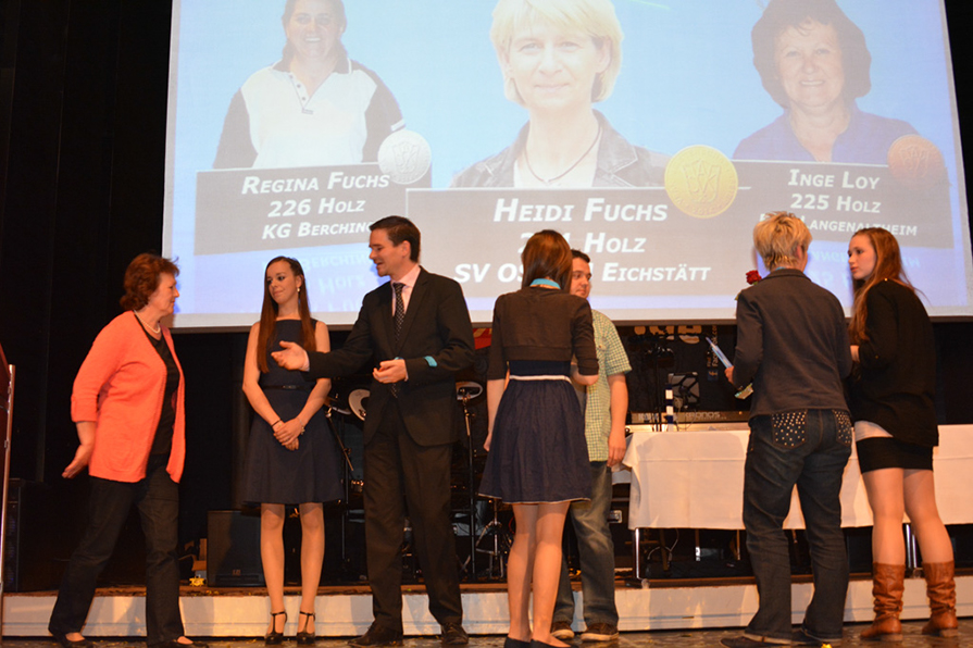 %_tempFileNameDSC_0209%