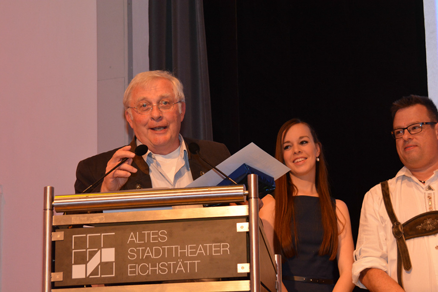 %_tempFileNameDSC_0323%